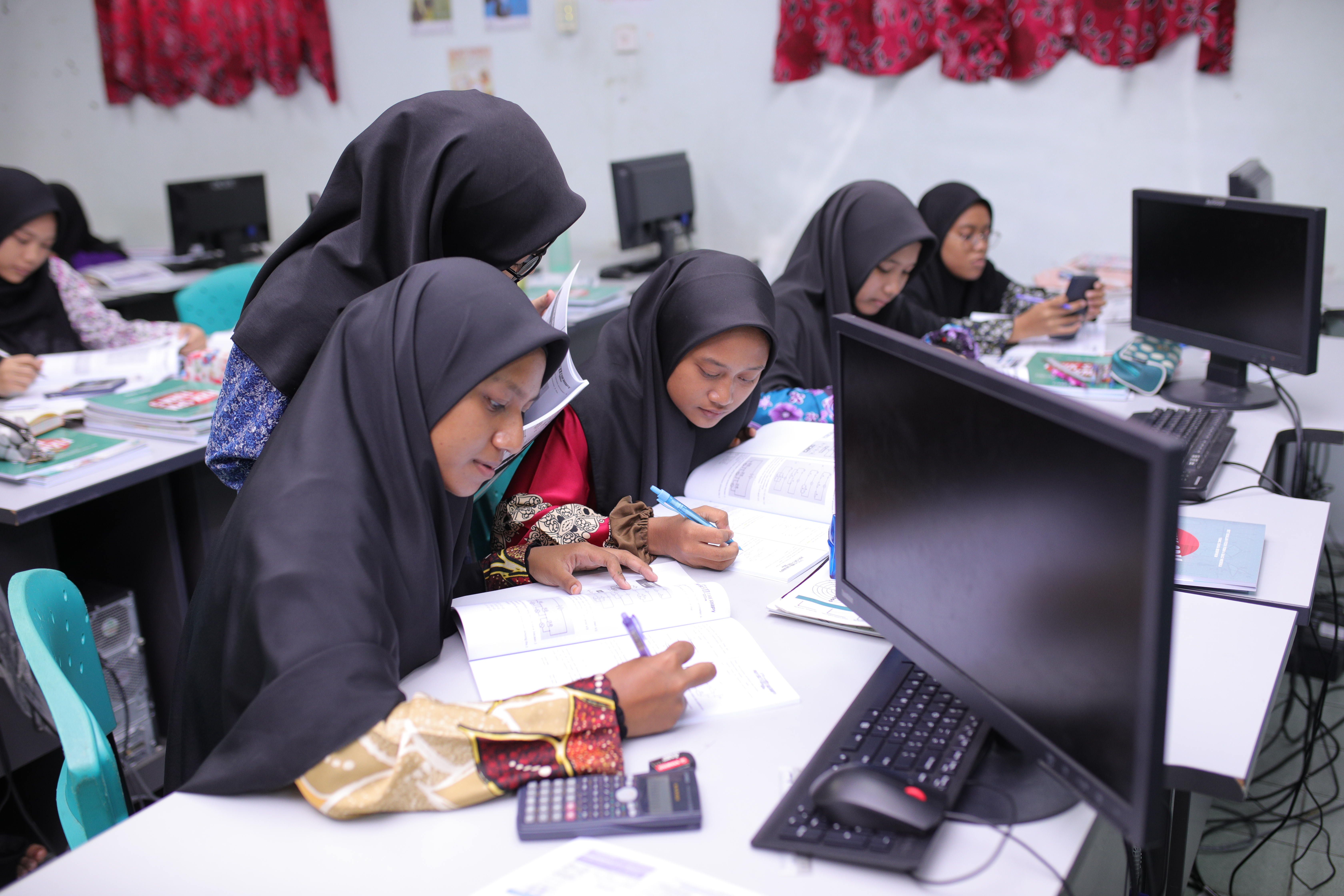 Seminar Physics-O-Therapy di SMK Tunku Besar Burhanuddin ...